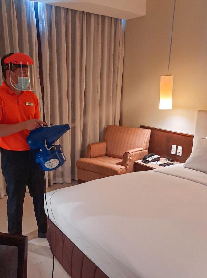 The B Hotel Alabang Muntinlupa City Εξωτερικό φωτογραφία