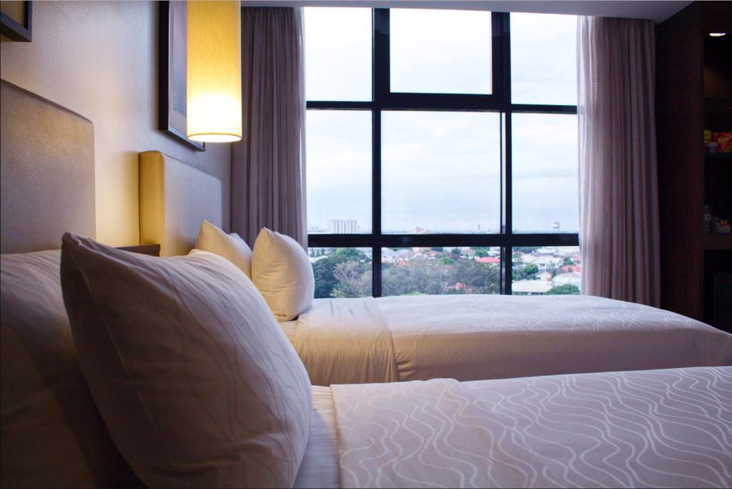 The B Hotel Alabang Muntinlupa City Εξωτερικό φωτογραφία