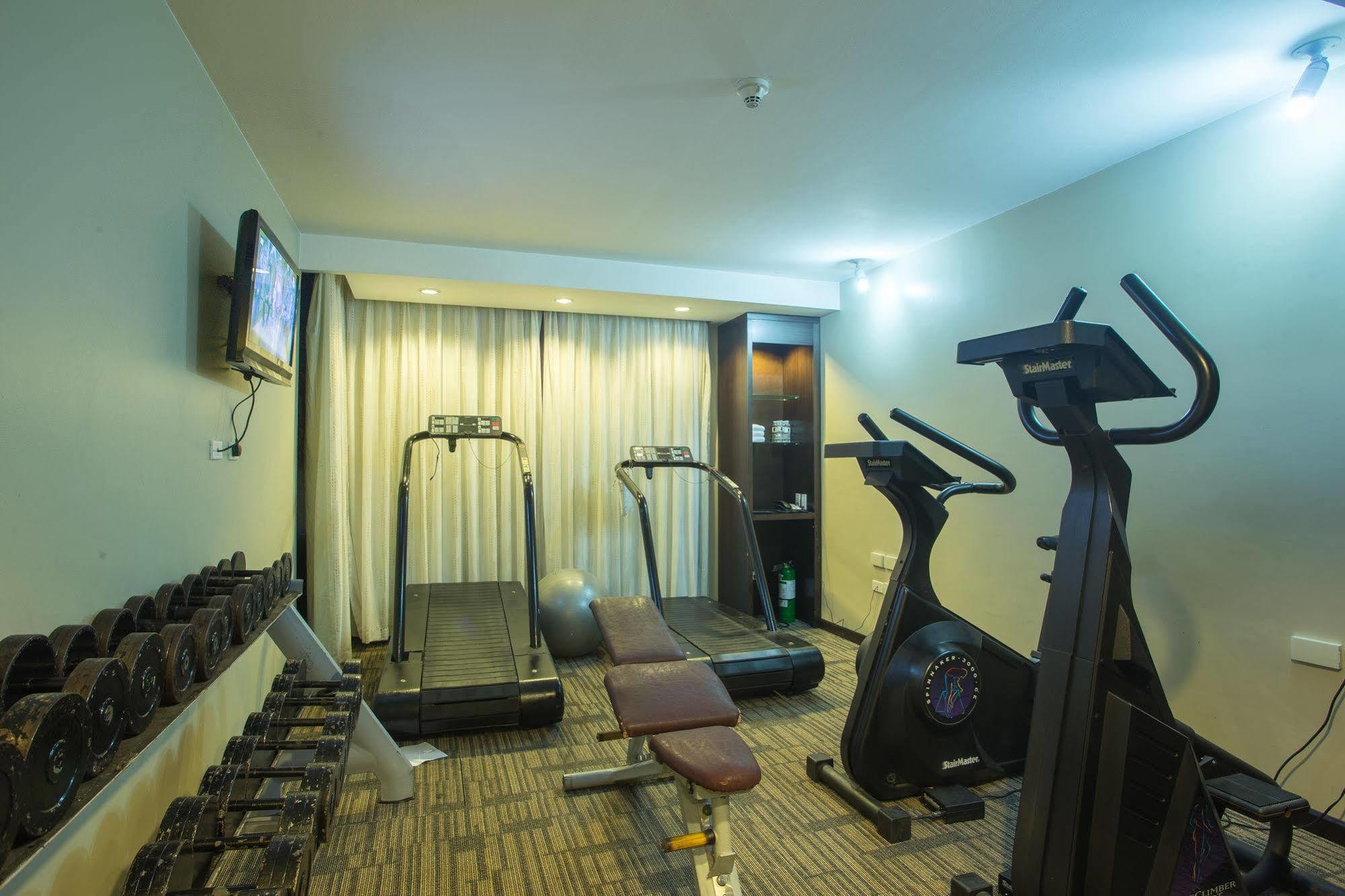 The B Hotel Alabang Muntinlupa City Εξωτερικό φωτογραφία